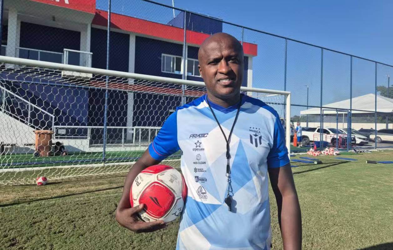 Reinaldo, treinador do Maricá