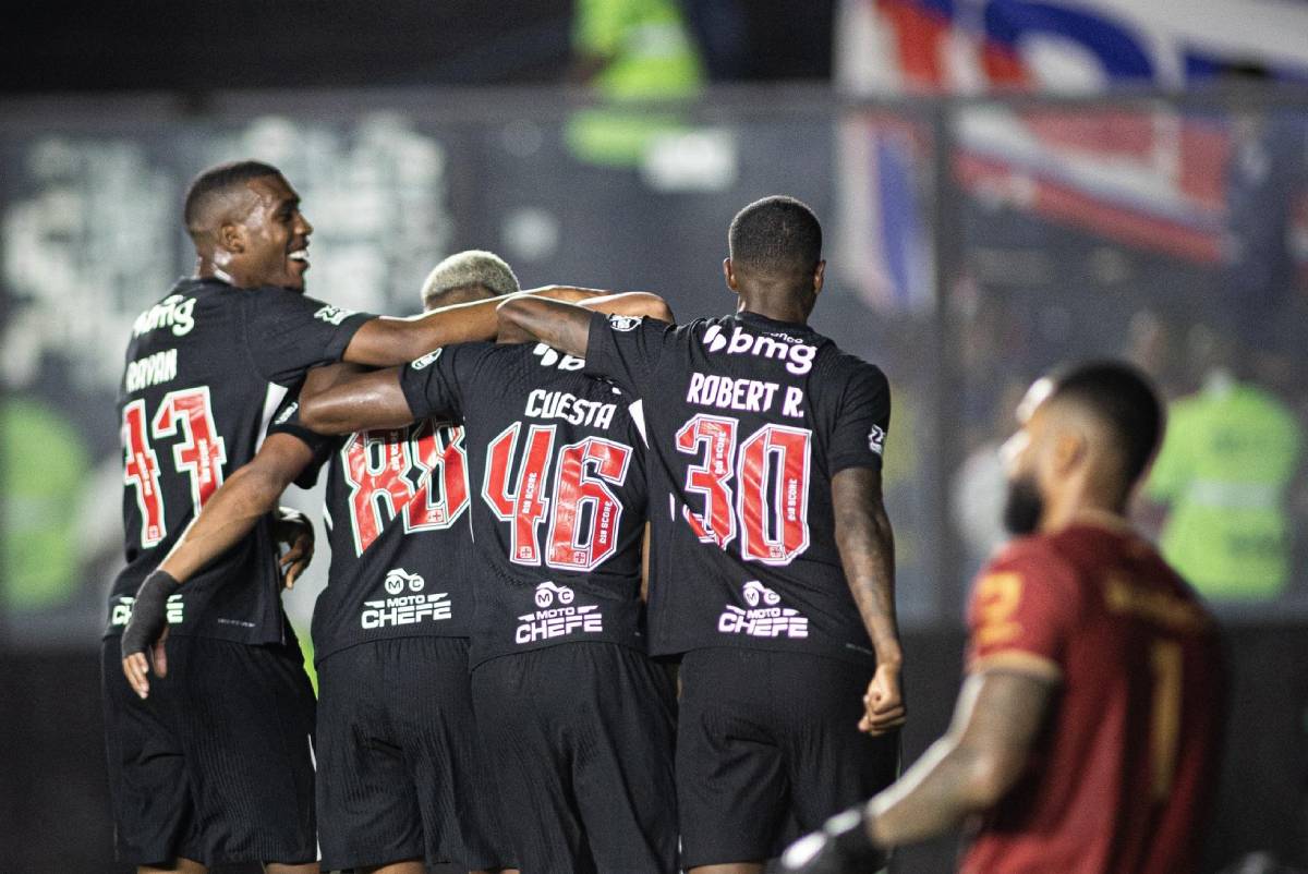 Vasco vence o Maricá em São Januário