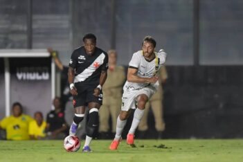 Andrés Gómez em Vasco x Volta Redonda pelo Carioca