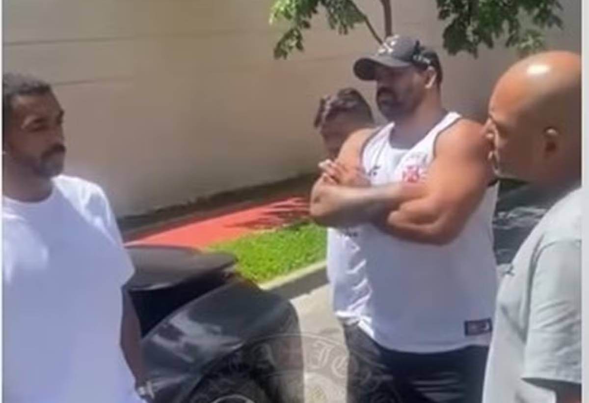 Paulo Henrique é intimidado por membros da Força Jovem