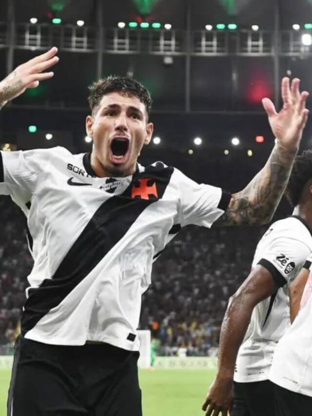 Saldivia cala os críticos e vive renascimento no Vasco