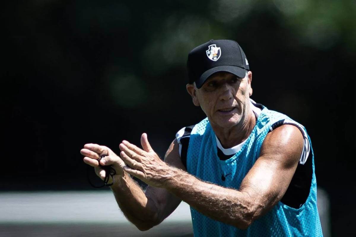 Renato Gaúcho em treino do Vasco