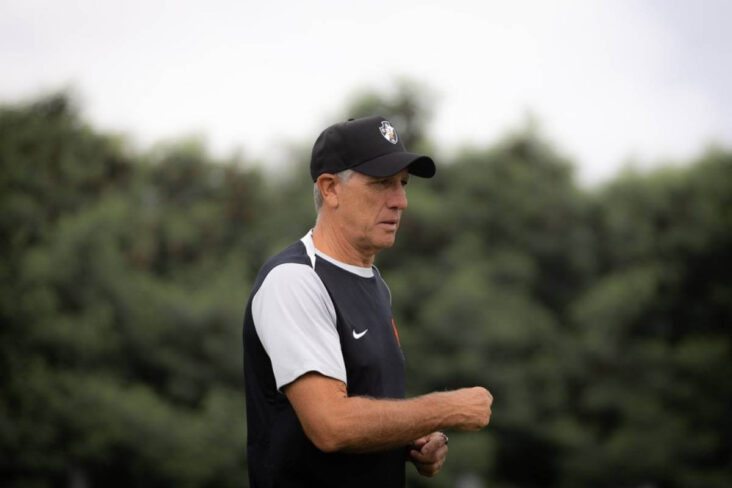 Renato Gaúcho em treino no CT do Vasco