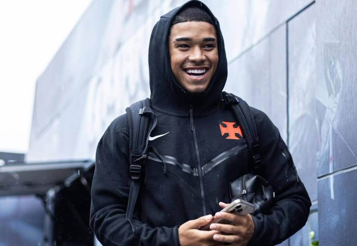 Riquelme Avellar, lateral-esquerdo do Vasco