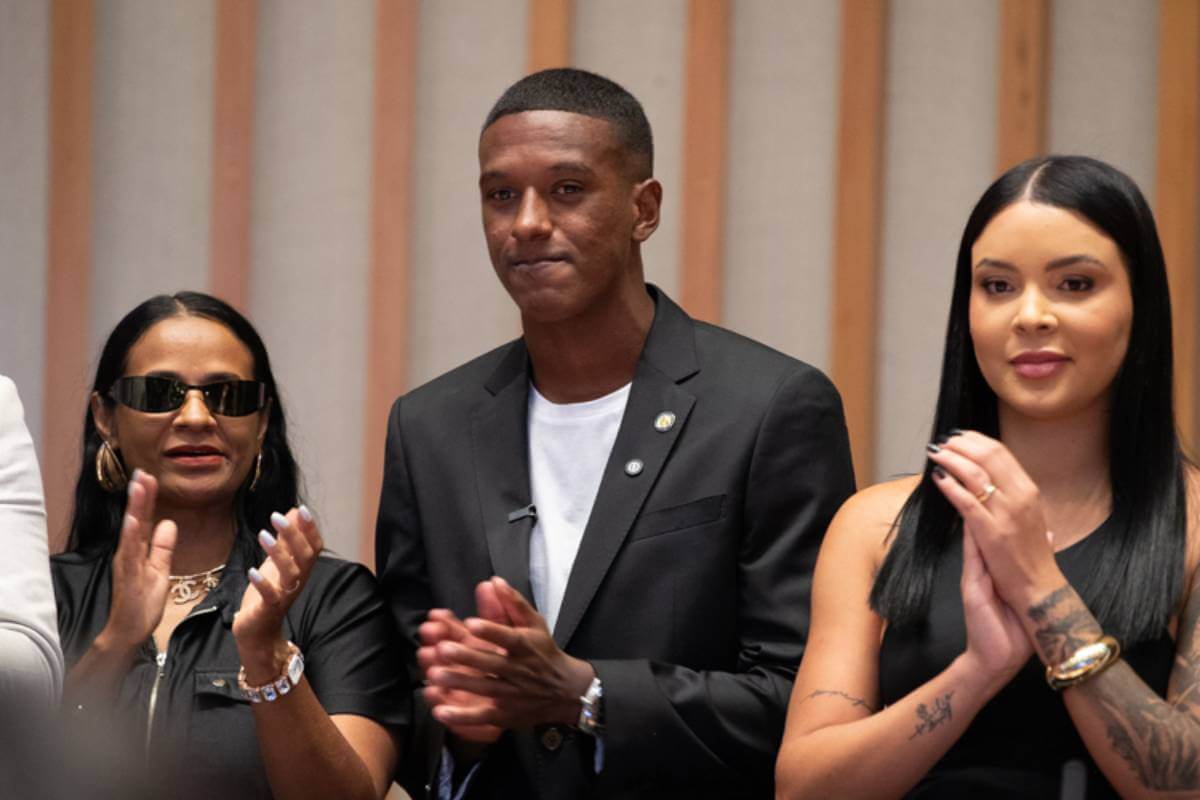 Robert Renan é homenageado na Câmara Legislativa do DF