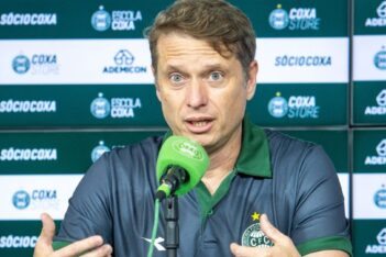 Fernando Seabra, técnico do Coritiba
