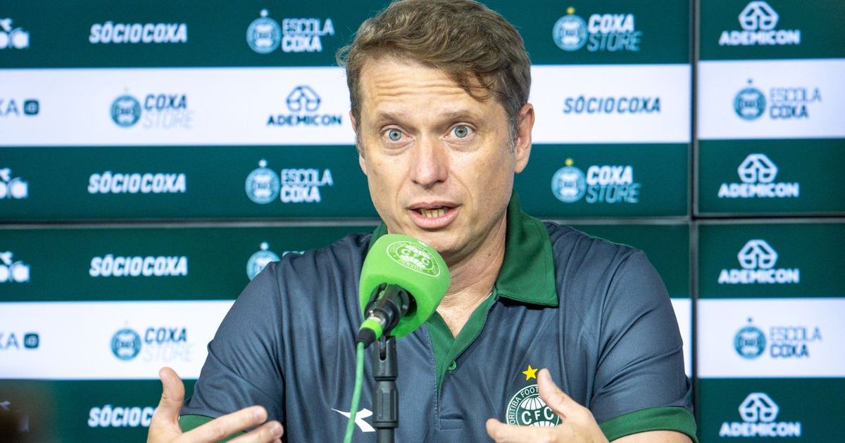 Fernando Seabra, técnico do Coritiba