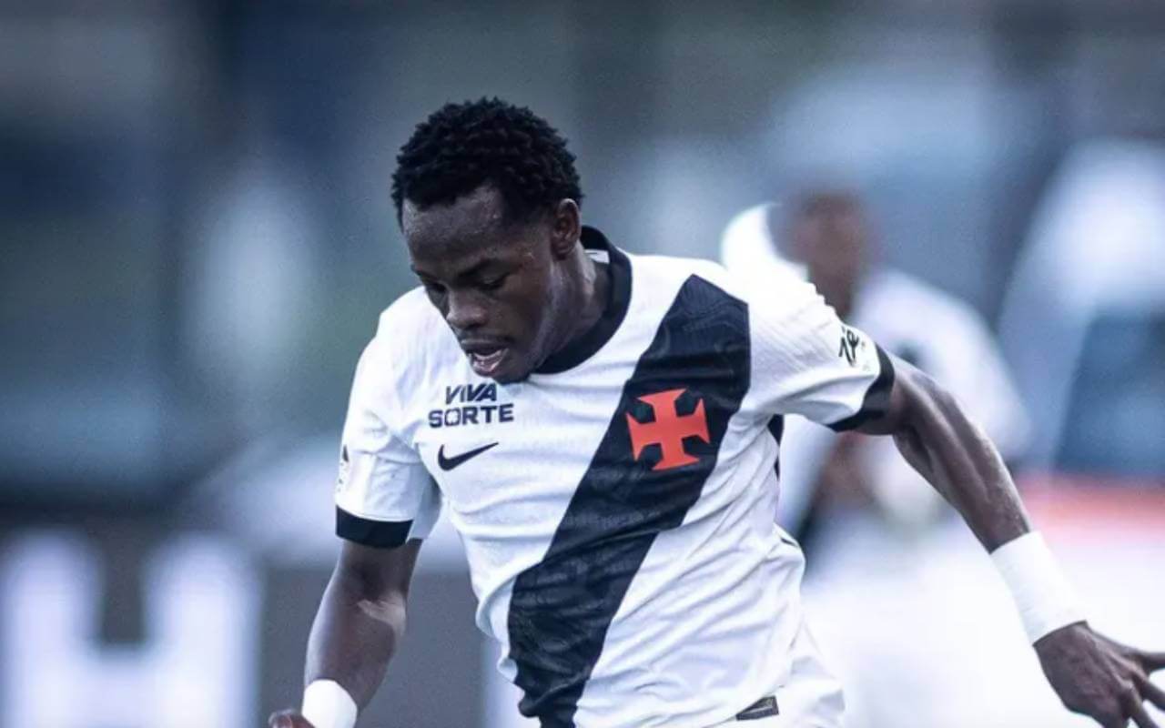 Andrés Gómez em Remo x Vasco