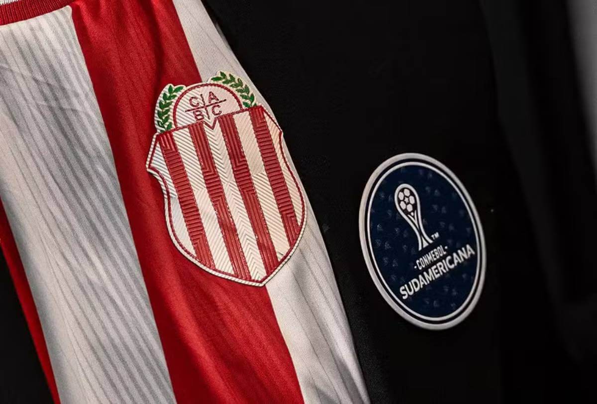 Símbolos do Barracas Central e Sul-Americana