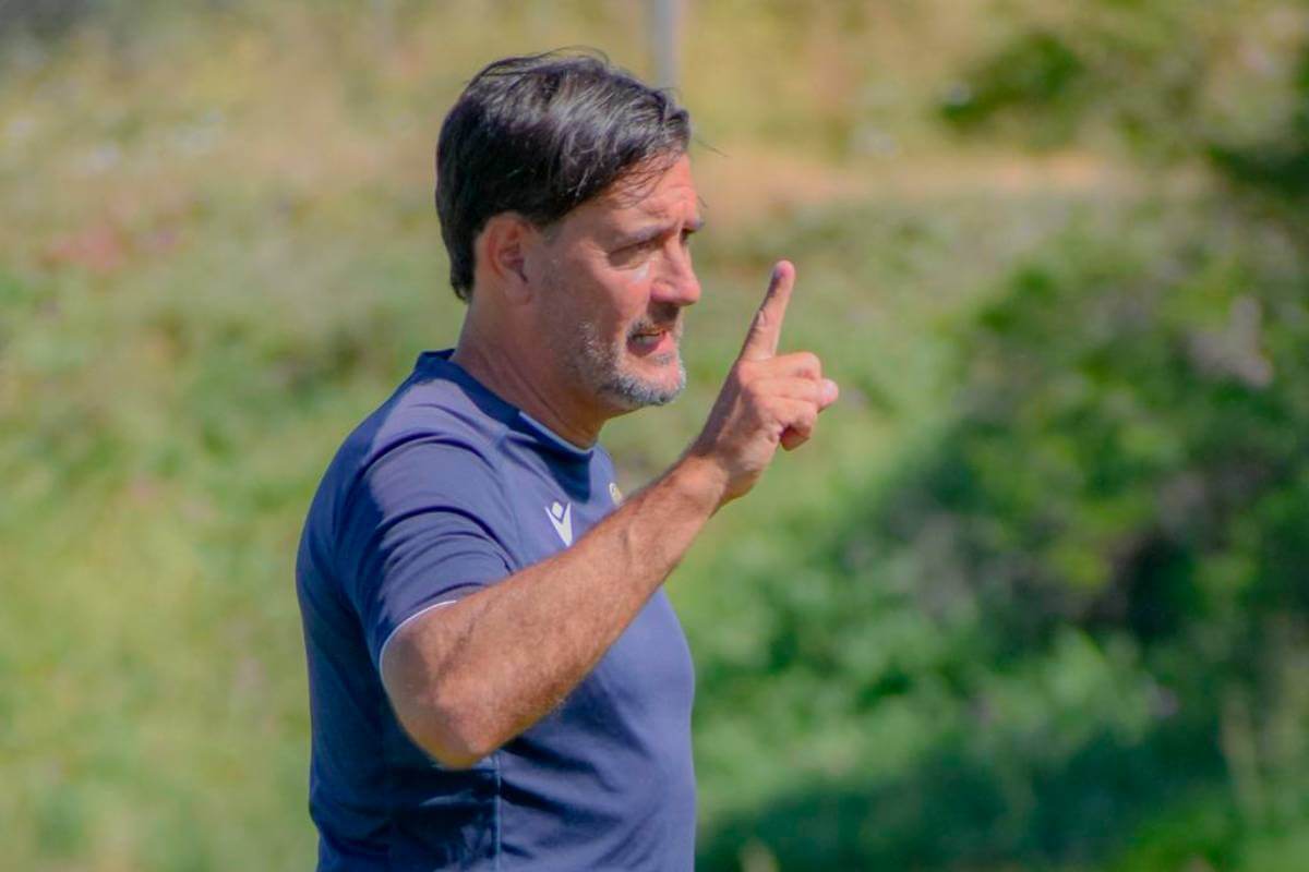 Gustavo Lema, técnico do Audax Italiano