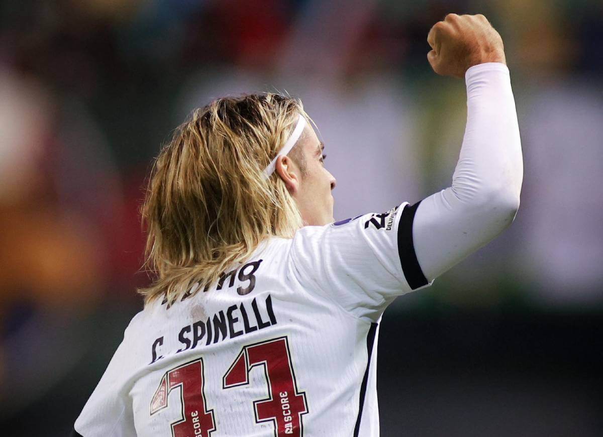 Spinelli comemora gol contra o Audax Italiano
