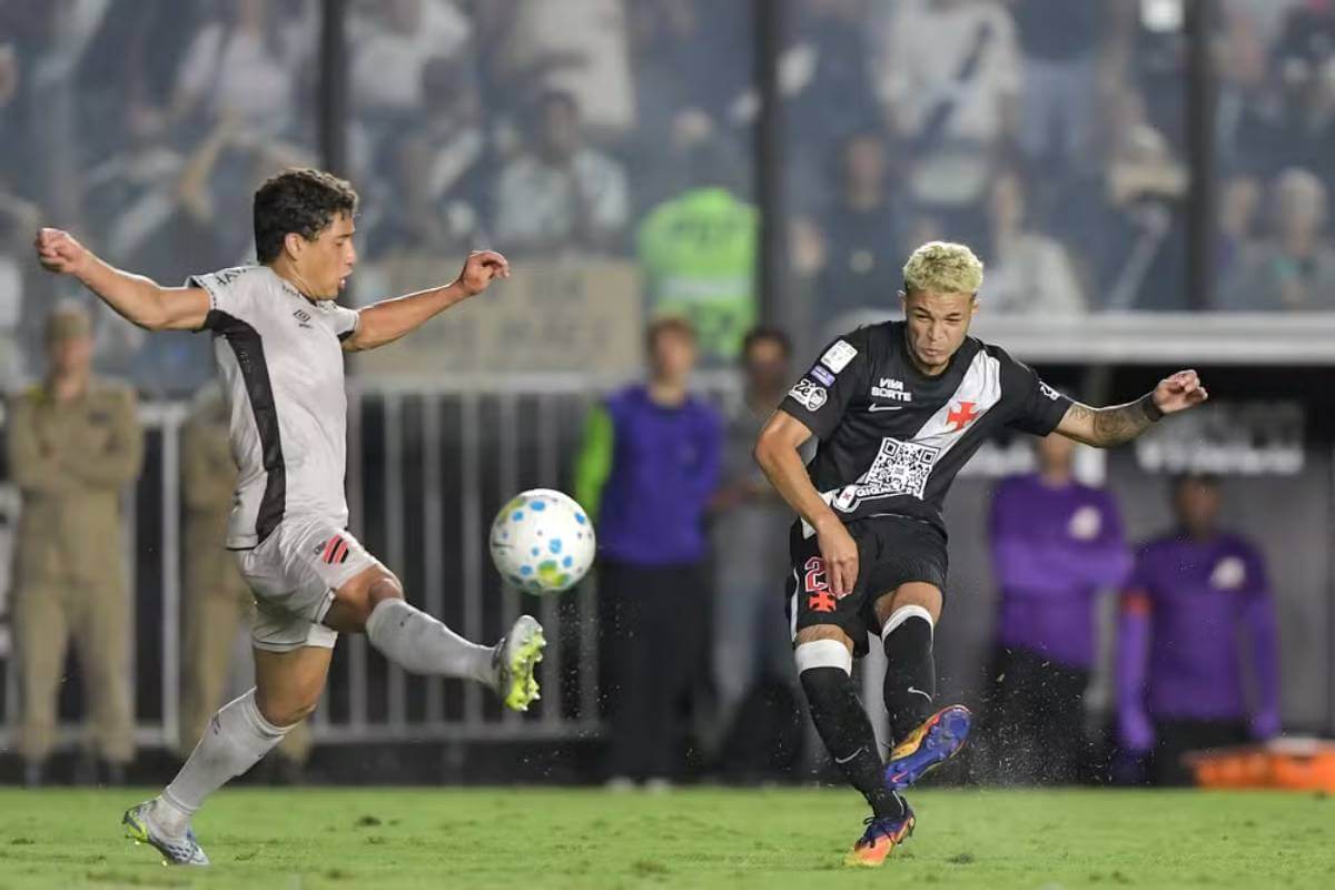 Adson em Vasco x Athletico-PR
