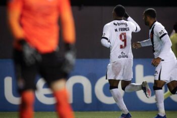 Matheus França marca 1º gol pelo Vasco