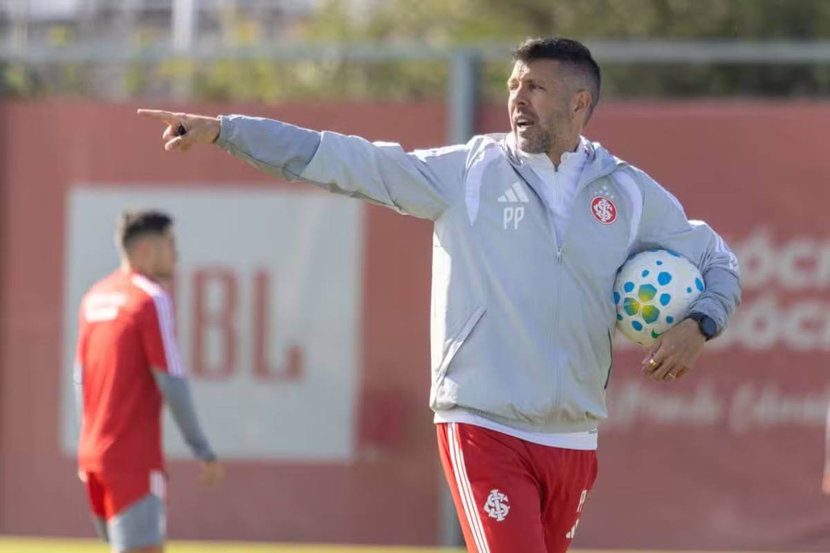 Paulo Pezzolano, técnico do Internacional