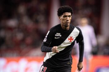 Ramon Rique em Olimpia x Vasco