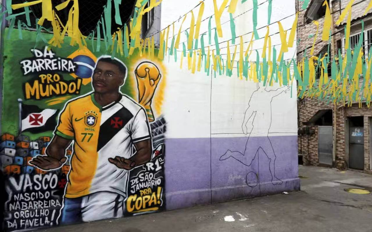 Mural de Rayan nas ruas da Barreira do Vasco