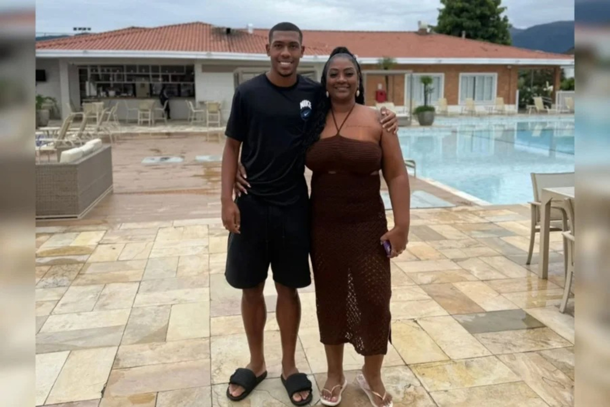 Rayan e mãe
