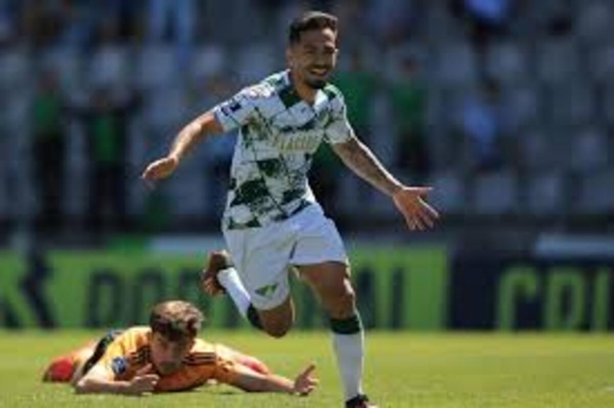 Alan em ação pelo Moreirense
