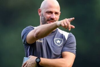Franclim Carvalho, técnico do Botafogo