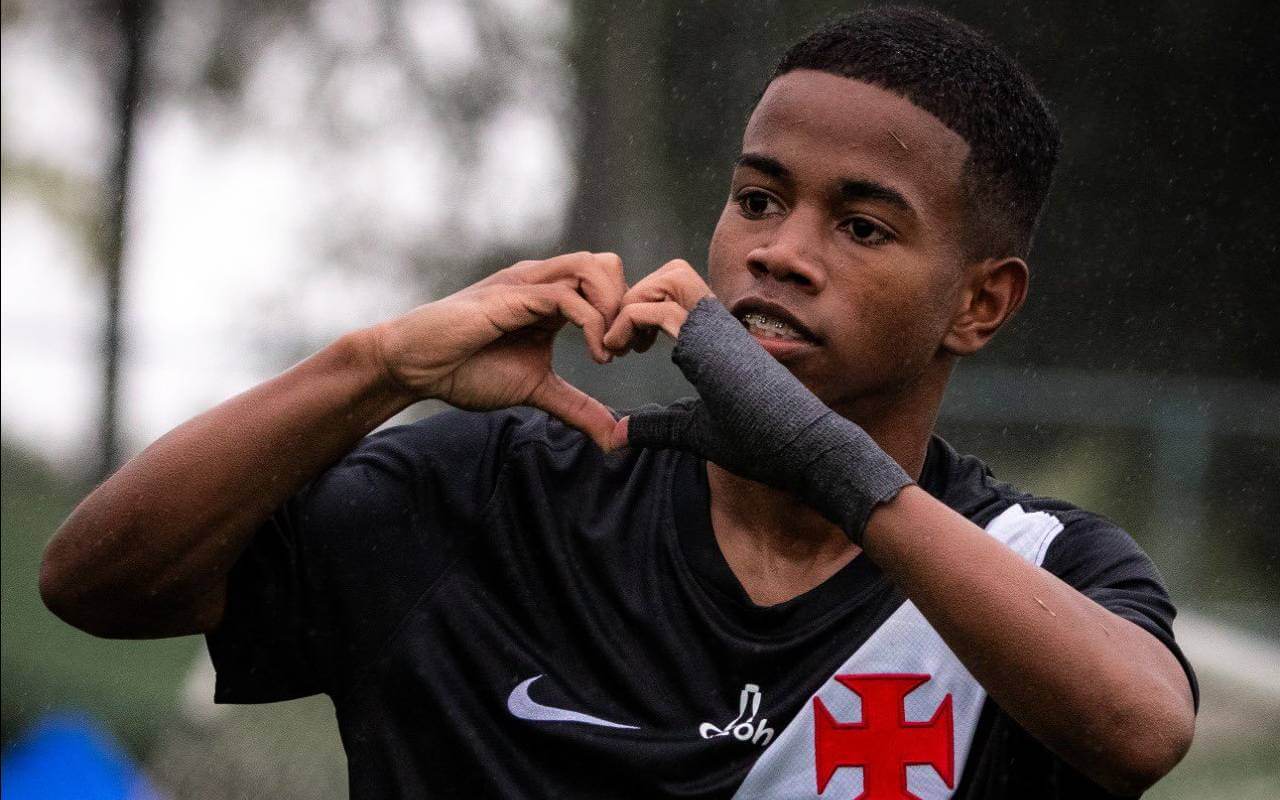 Juninho em Vasco x Criciúma