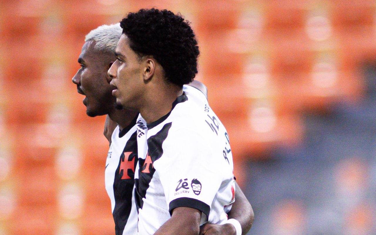 Cuiabano e Brenner em Independiente Medellín x Vasco