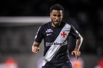Jair em Vasco x Mirassol