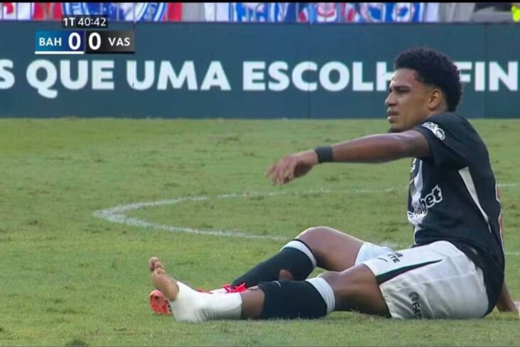 Brenner em jogo contra o Bahia