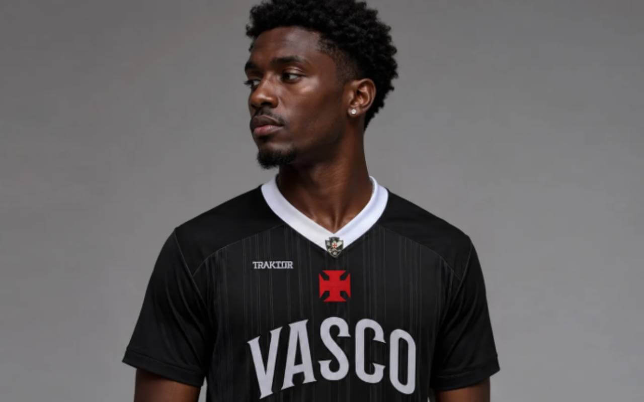 Nova camisa do Vasco da coleção da Taktor