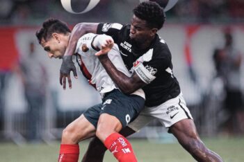 Thiago Mendes em Bahia x Vasco