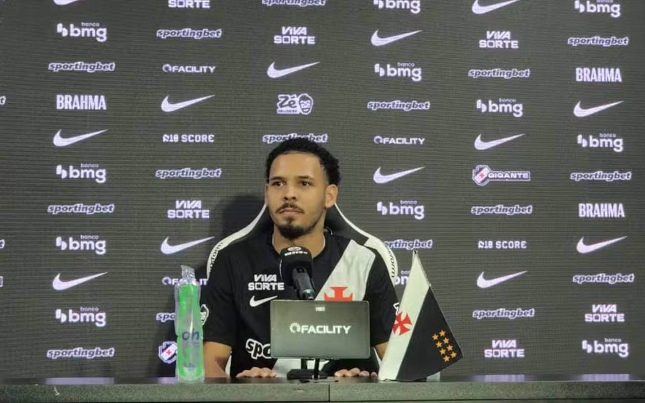 Gabriel Pereira em apresentação no Vasco
