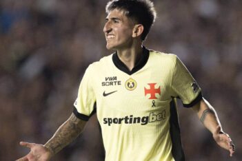 Lescano comemora 1º gol pelo Vasco