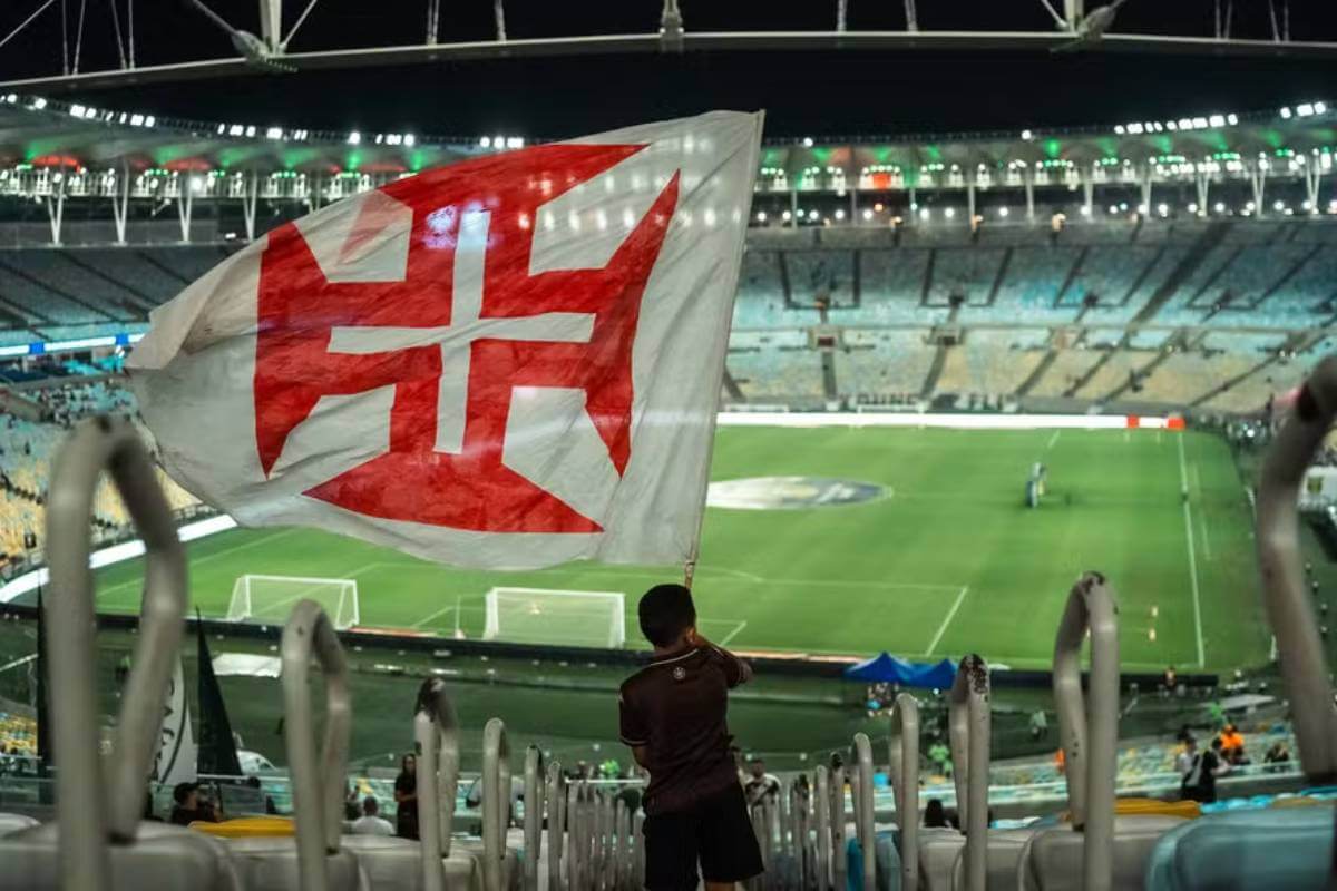 Bandeira do Vasco no Maracanã