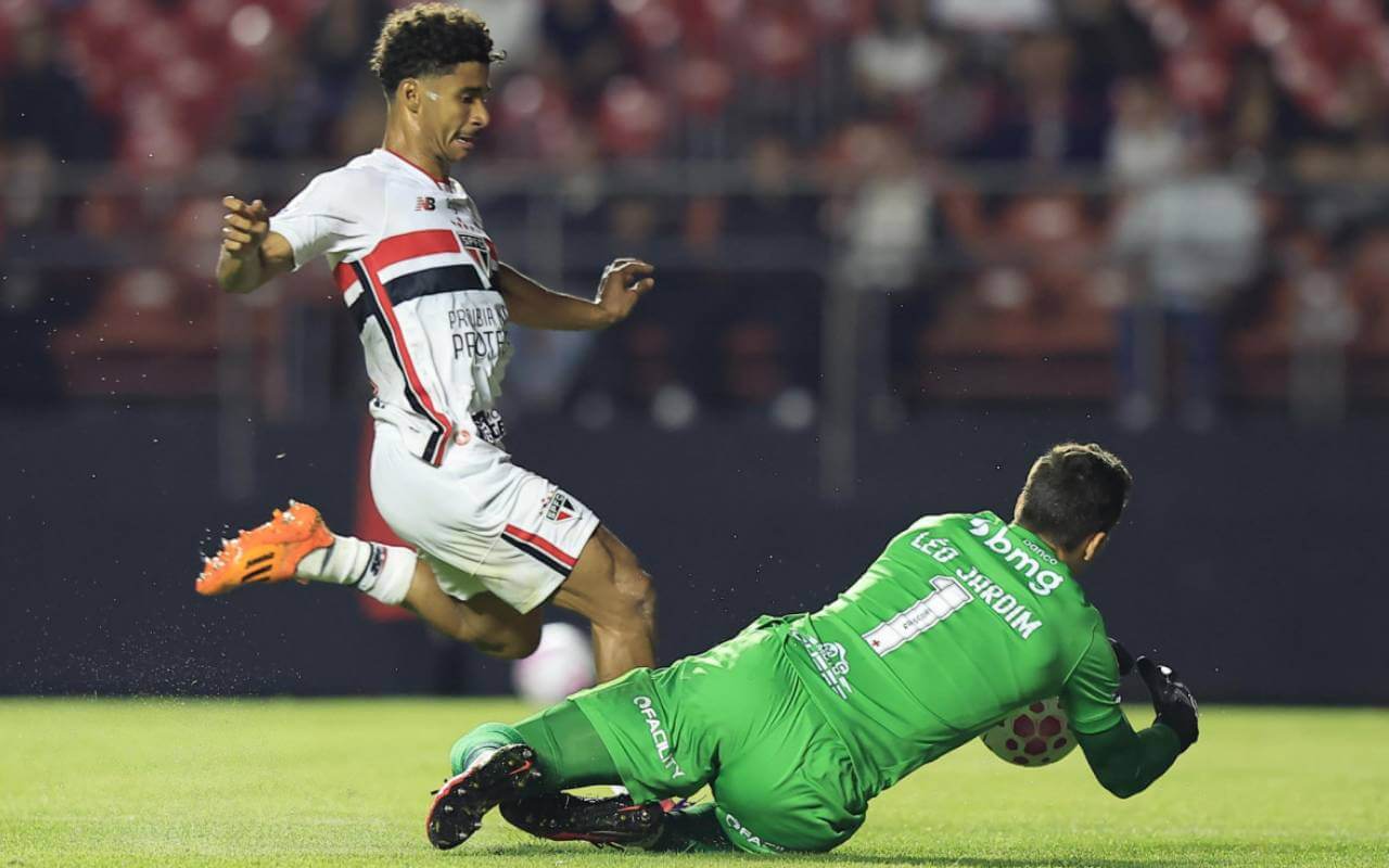 Léo Jardim em São Paulo x Vasco